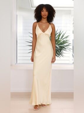 Ziah Maxi Dress in Lemon